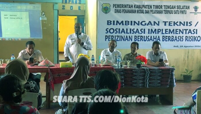 Dinas PMPTSP Gelar Bimtek Pembuatan Ijin Usaha Online Di Pasar Inpres Soe