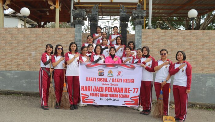 Polwan Polres TTS Tebar Kepedulian Lewat Bakti Religi 
