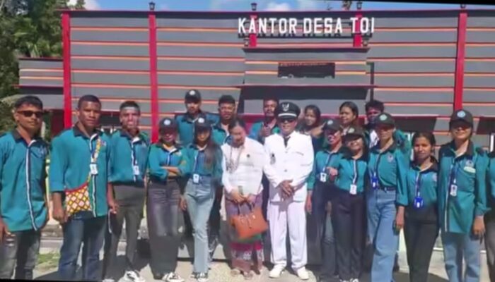 Kantor Desa To’i Bikin Mahasiswa UMK Terkesima