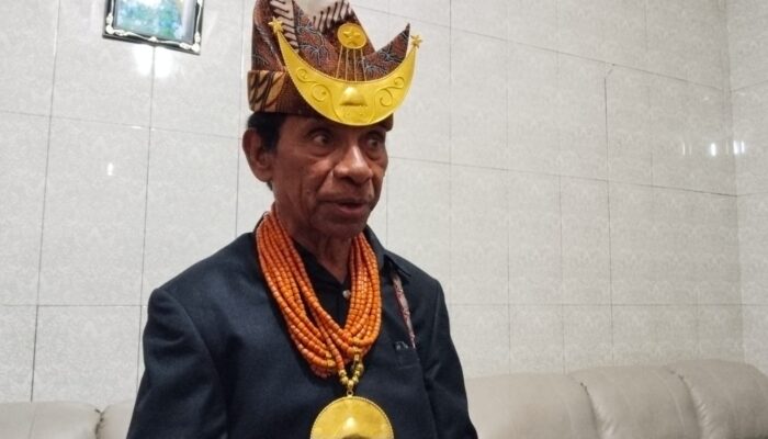 Terkait Penolakan Penobatan Dirinya Sebagai Raja Amanuban, Drs. Jonathan Nubatonis Persilakan Tempuh Jalur Pengadilan