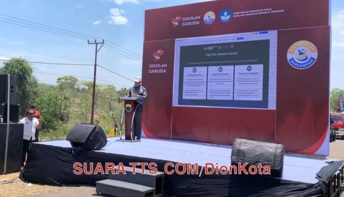 Wamendiktisaintek Jamin Anak TTS Jadi Prioritas Masuk Di SMA Unggul Garuda