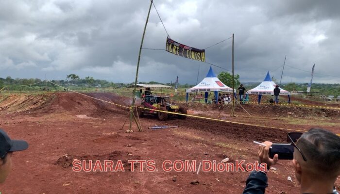 Apris Manafe Buka Kejurda Offroad Piala Bupati TTS, 33 Pembalap Aduh Cepat Di Sirkuit Civic Center