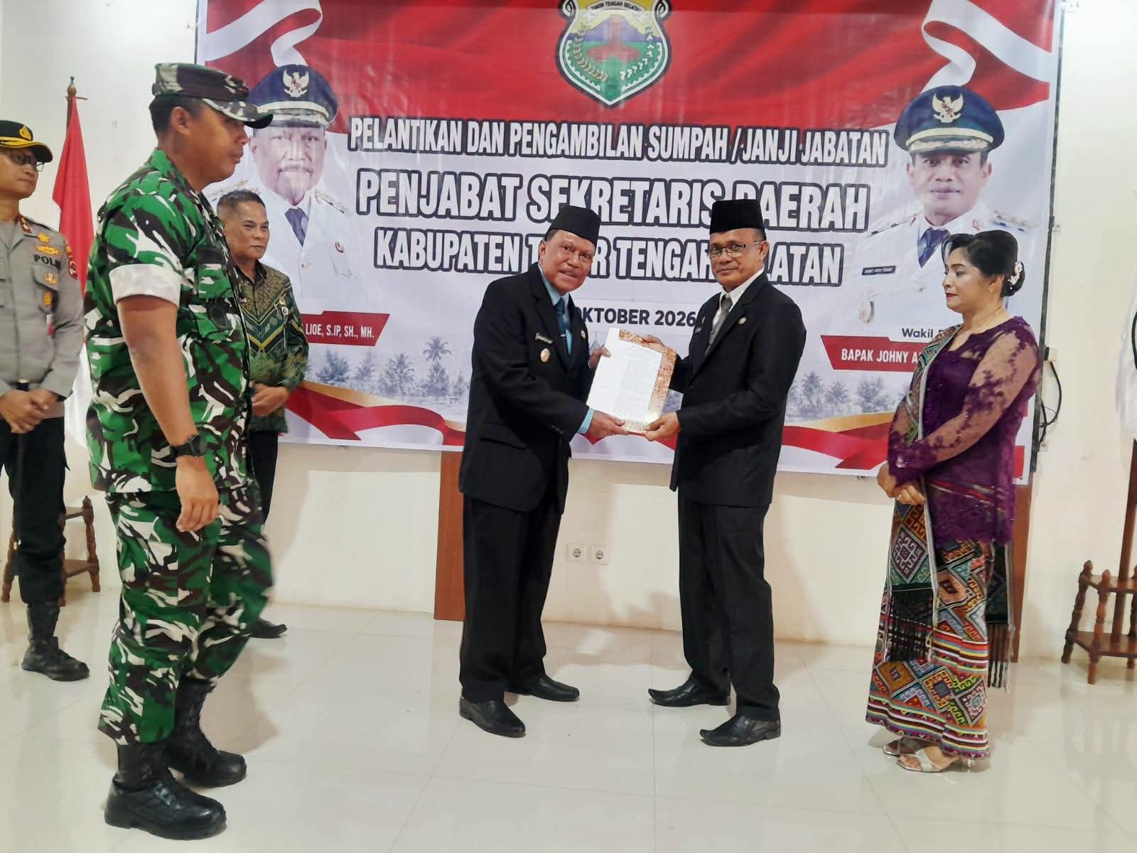 Deny Nubatonis Dilantik Jadi Penjabat Sekda TTS 