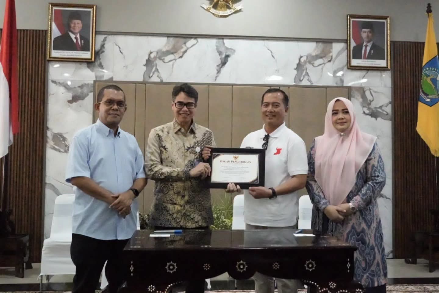 “Yang Tertusuk di Flores, Berdarah di NTB”, Gubernur Melki Apresiasi Solidaritas NTB