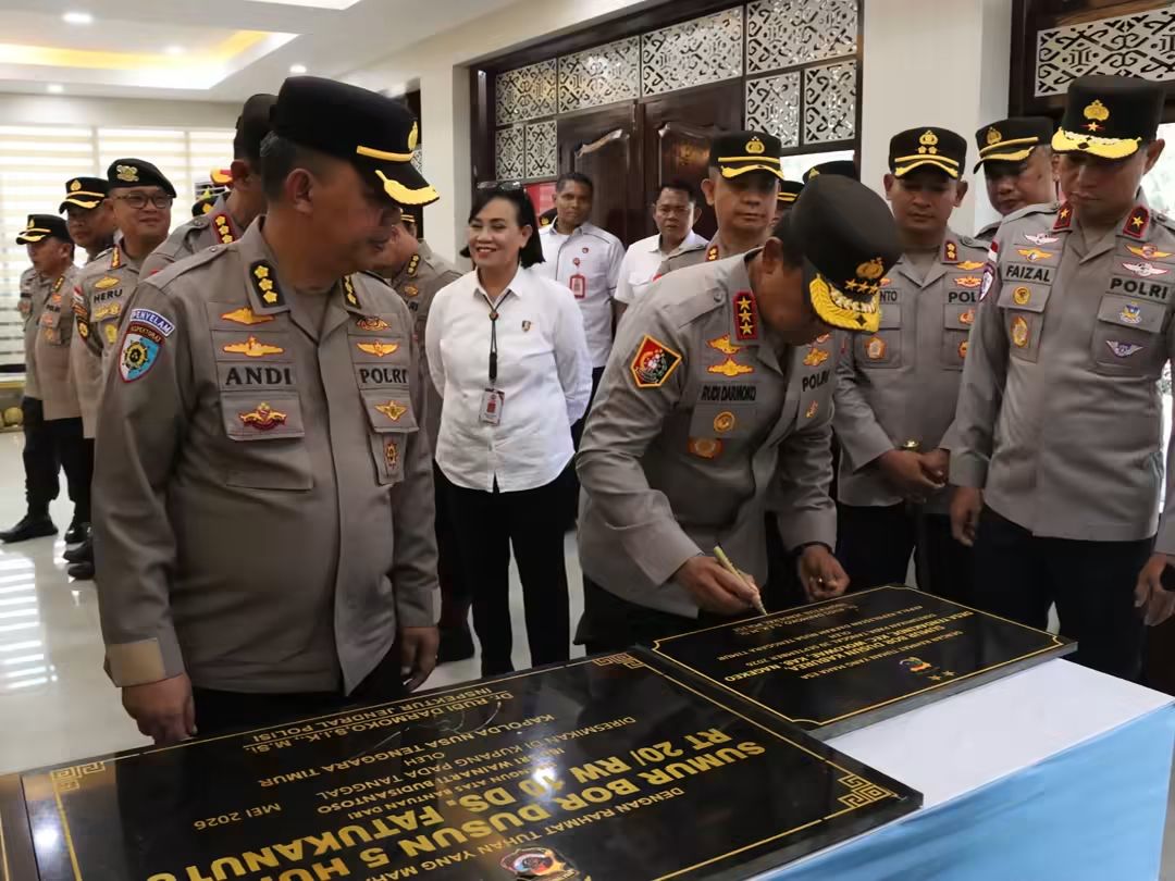 Mantan Kapolda NTT Rudi Darmoko Resmikan 7 Sumur Bor untuk Warga Kota Kupang